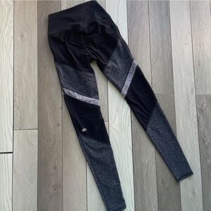 ALO Yoga Black and Gray Leggings